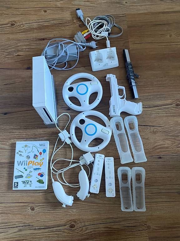 Console: Nintendo Wii Spielkonsole – Usato da Davos-Wiesen venduto da nikita06