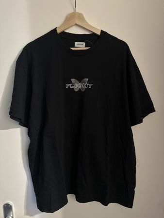 T-Shirt Schwarz Schmetterling Print Flight Grösse L 