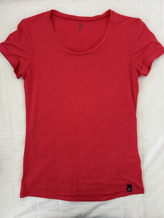 Häglofs red shirt size S 