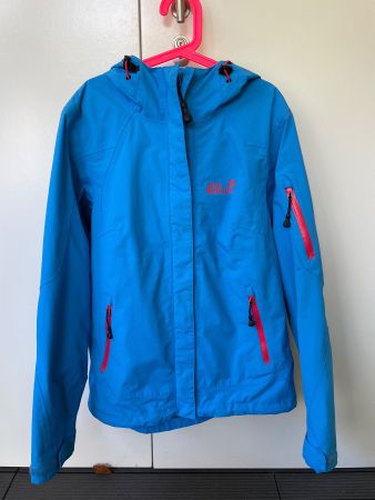 Jack Wolfskin Jacke Gr. 164 (XS)