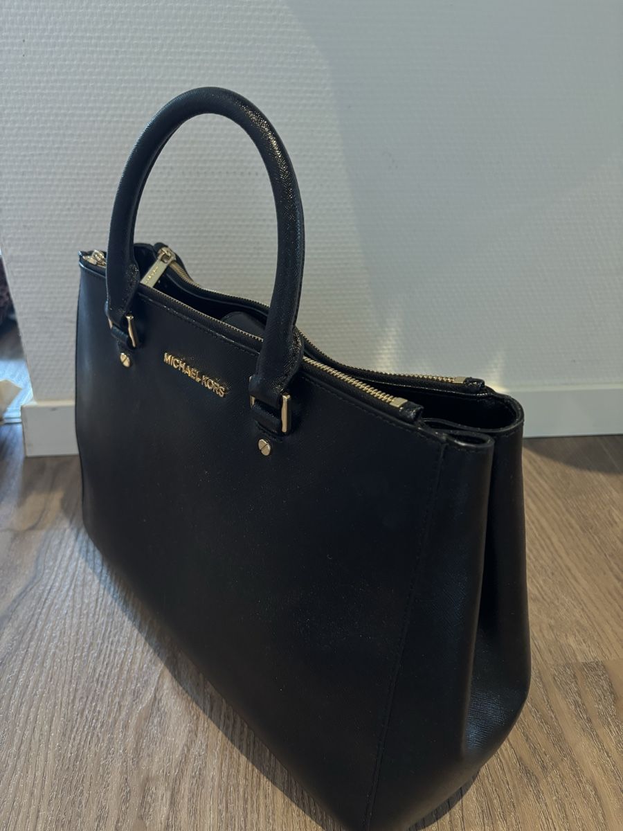 Michael Kors Borse da donna: Michael Kors Tasche mit echt Leder – Usato da Winterthur venduto da beijaflor777 4