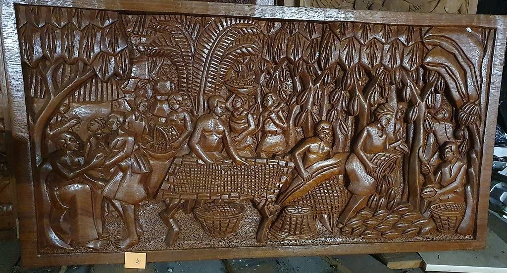Foto & Immagini: Holzbild hangeschnitzt aus Afrika: Dorfgemeinschaft – Usato da Oberdorf SO venduto da Gigijs 1