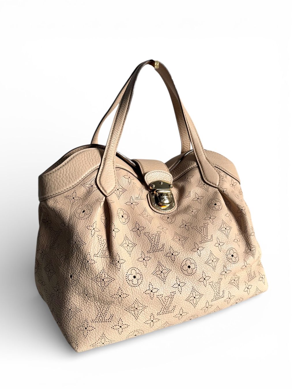 Louis Vuitton Borse da donna: LOUIS VUITTON Mahina Cirrus PM Tasche – Usato da Kriens venduto da hannaandkiko 7
