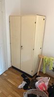 schrank zu verschenken
