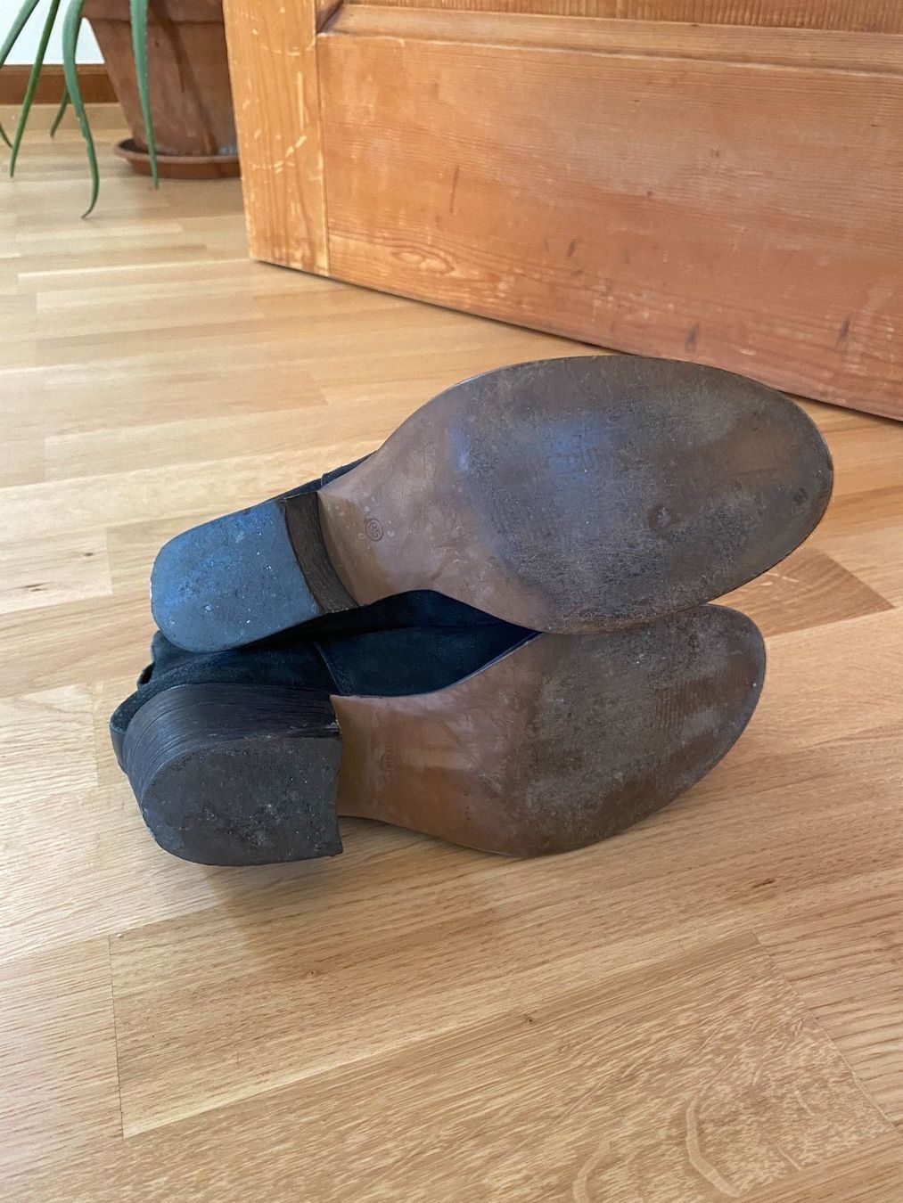 Scarpe da donna: Stiefeletten, 37 – Usato da Interlaken venduto da fbnscl 4
