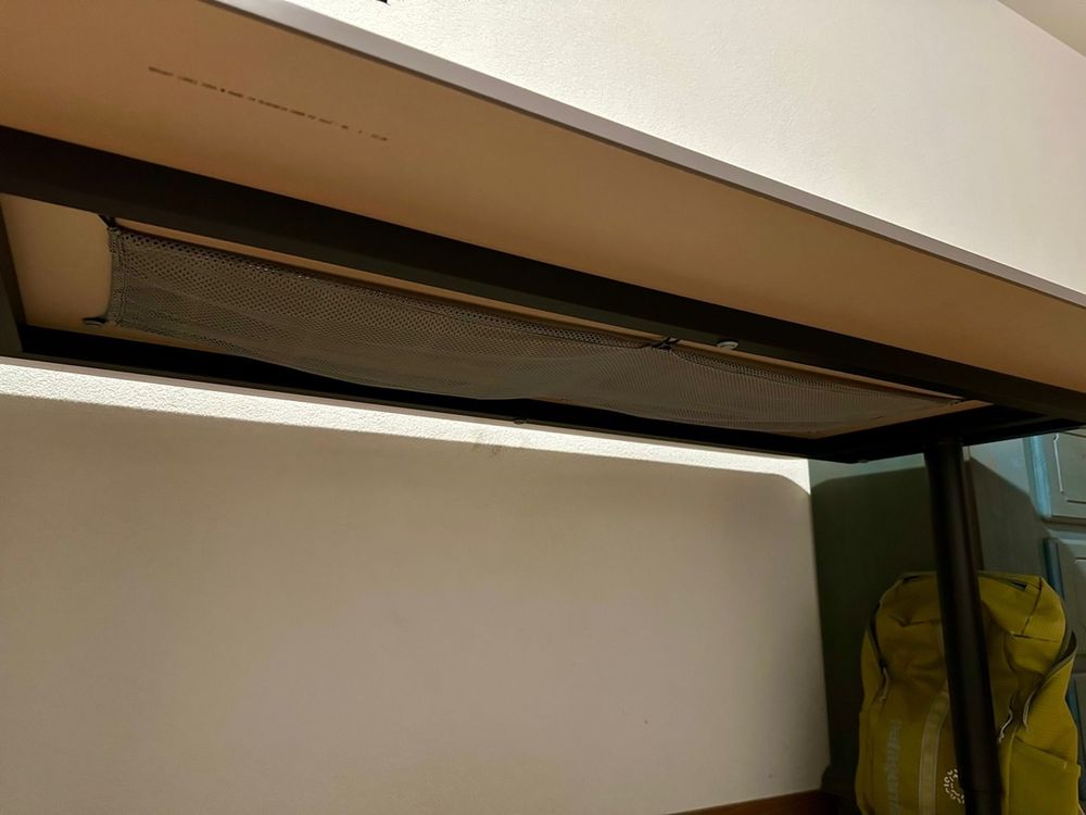 Scrivanie: IKEA Schreibtisch 160*80cm – Usato da Rümlang venduto da yim_n27r 1