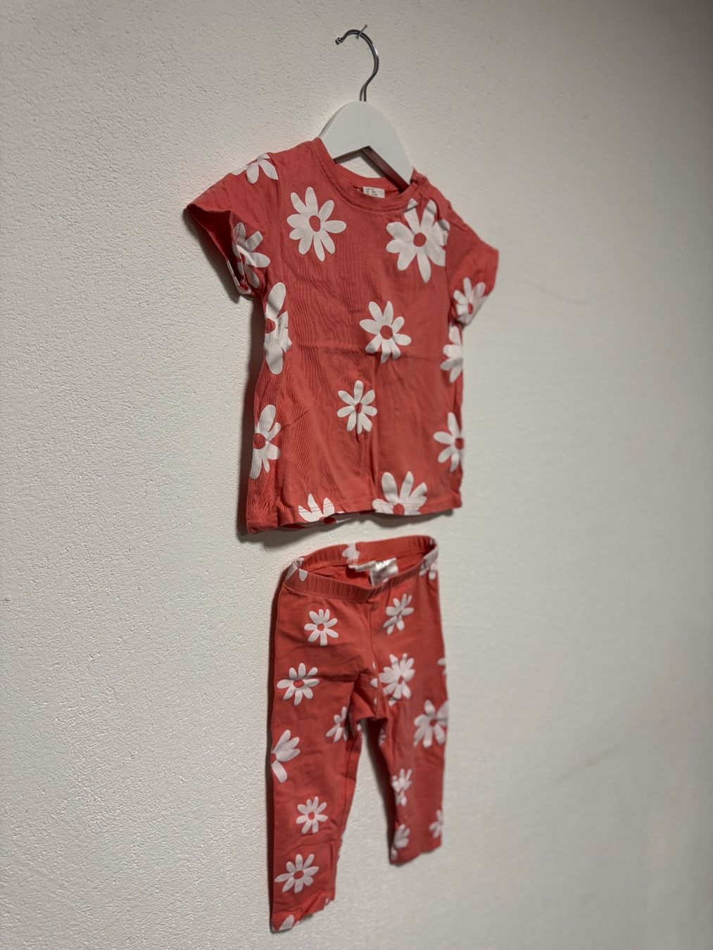H&M Lotti & Set di vestiti: H&M Set | Gr. 80 🌸 – Usato da Walenstadt venduto da closetqueen.mini 2