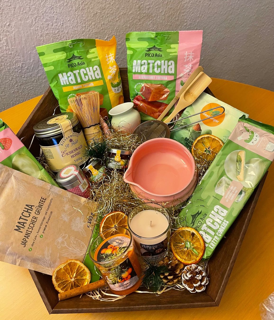 Aliments & Spécialités: Grosser Geschenkkorb einfach Matcha – Neuf avec emballage d'origine à Basel par Seifehuesli 9