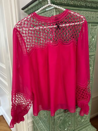 Neue Marc Cain Pinke Bluse mit Spitze, Grösse 44/46