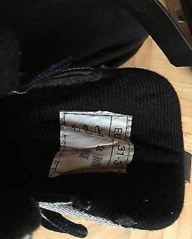 Pattini da ghiaccio: Schlittschuhe 31 32 33 – Usato da Itingen venduto da Haefi 2