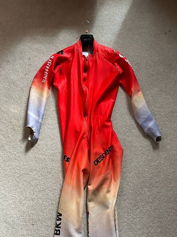 Completi: Renndress Swiss-Ski – Usato da Brienz BE venduto da cle_bs6n