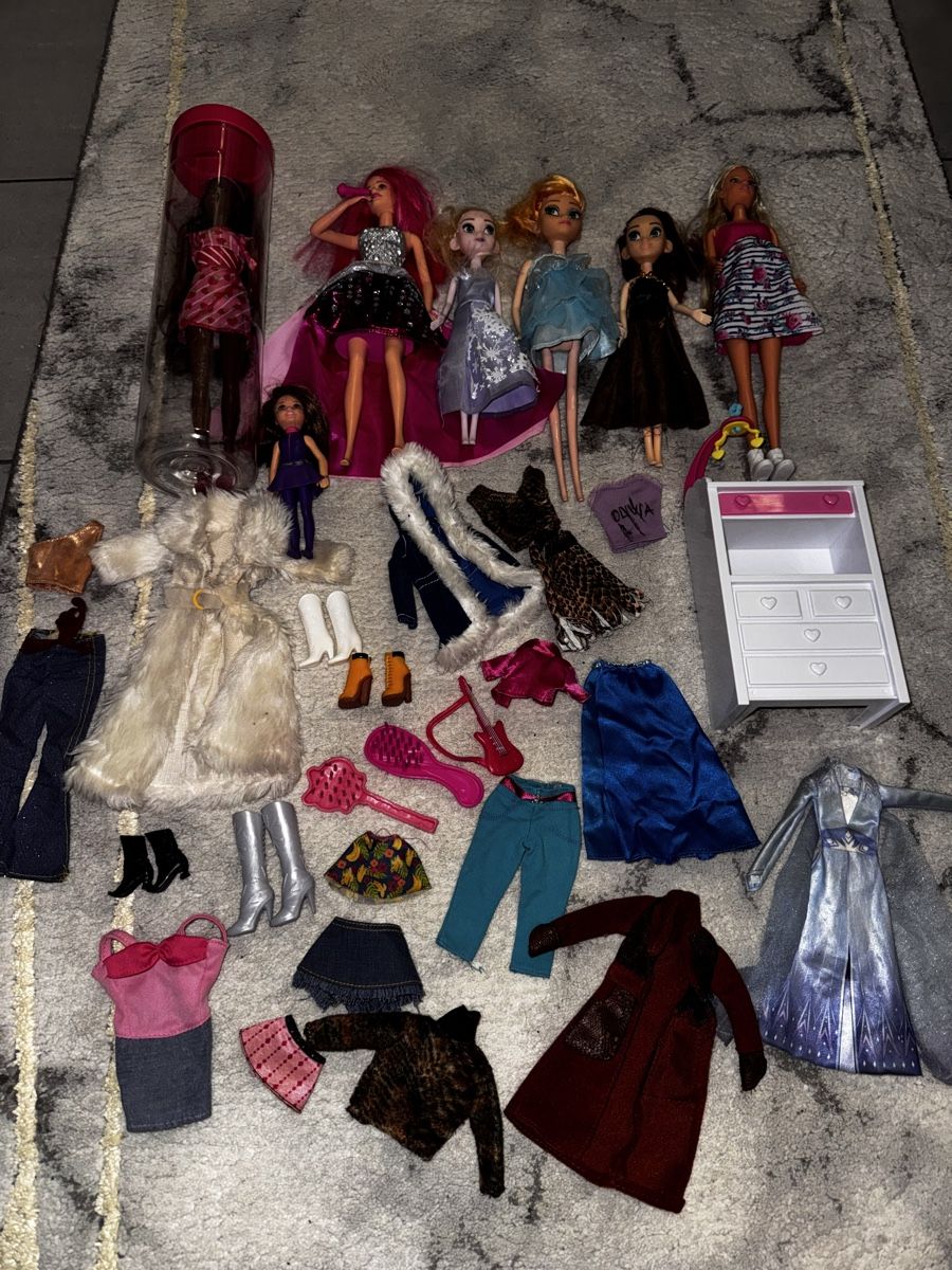 Bambole: Barbies – Usato da Weite venduto da Quarantino