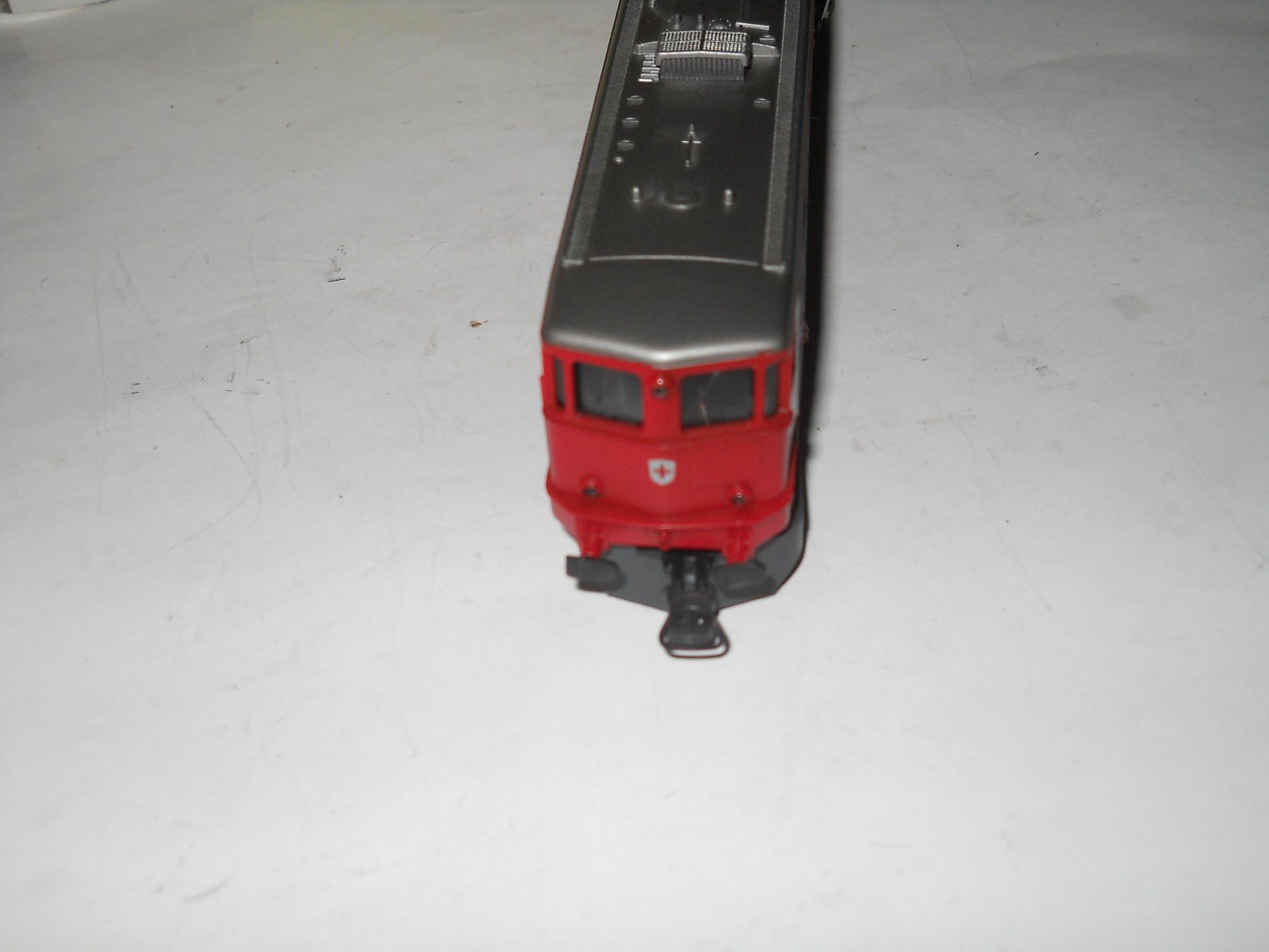 Lima Modellini di ferrovie: 2 Lima SBB Loks mit Wagen – Usato da Schwanden GL venduto da roerich20 1