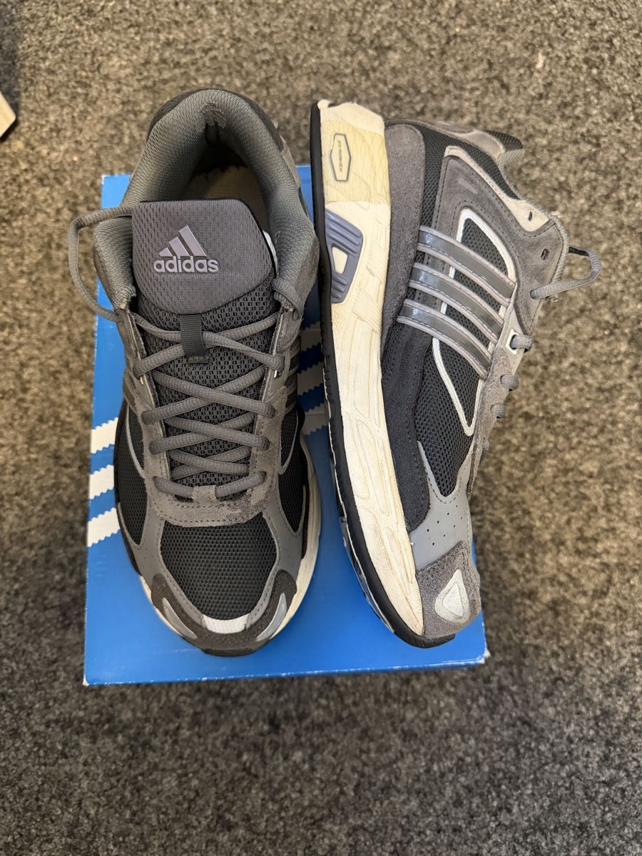 Adidas Chaussures hommes: Adidas Response CL Sneakers – D'occasion à Bern par dem_7d5z