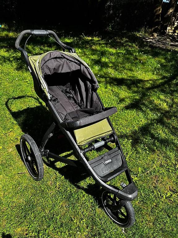 Thule Carrozzine: Kinderwagen / poussette Urban Glide 2 de Thule – Usato da Villars-sur-Glâne venduto da Cha-nia