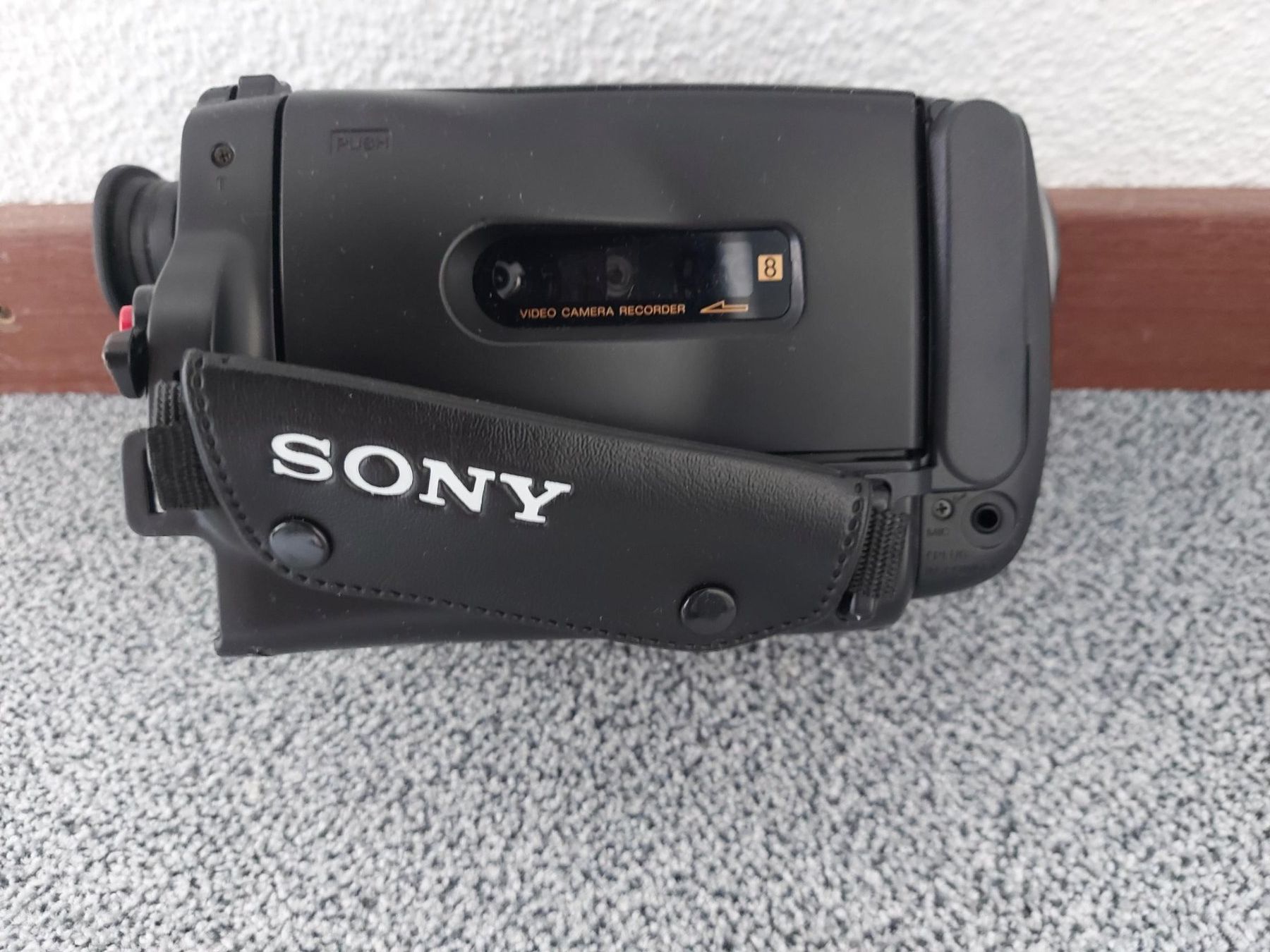 Sony Videocamere: Videokamera Sony – Usato da Rain venduto da Europool 1