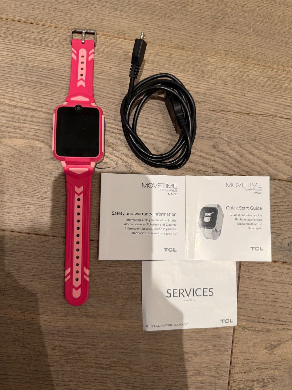 Smart Smartwatch: Neuwertige TCL Watch – Nuovo (secondo la descrizione) da Kilchberg ZH venduto da TanniTanni