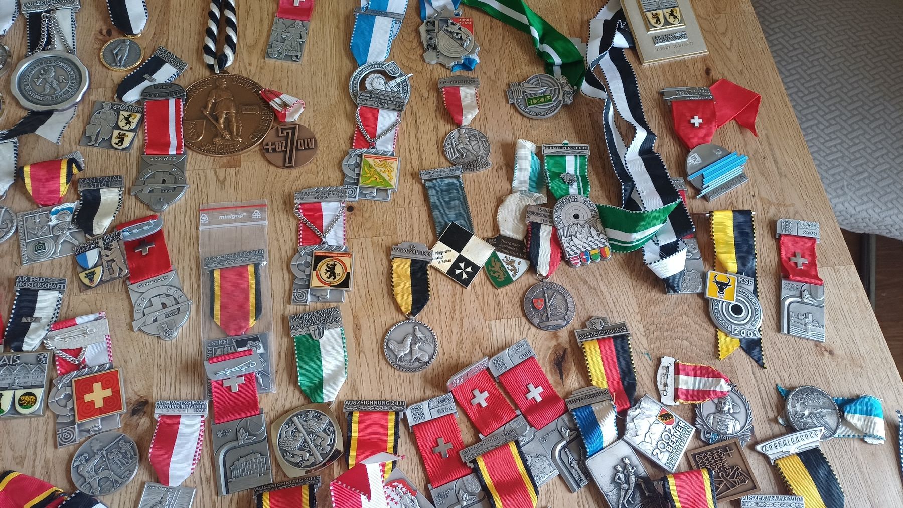 Medaillen: Grosser Posten Medallien – Gebraucht aus Flawil von Pinkmalibu 7