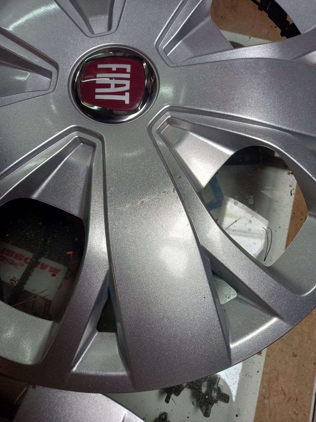 Accessori per altri veicoli: Fiat 16" Raddeckel günstig.... – Usato da Leuzigen venduto da Moserli1 1