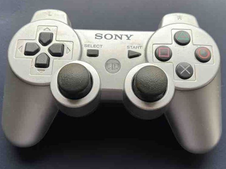 Sony Controller: Sony PlayStation 3 Controller silber gebraucht – Usato da Pfäffikon SZ venduto da Smile6870 3
