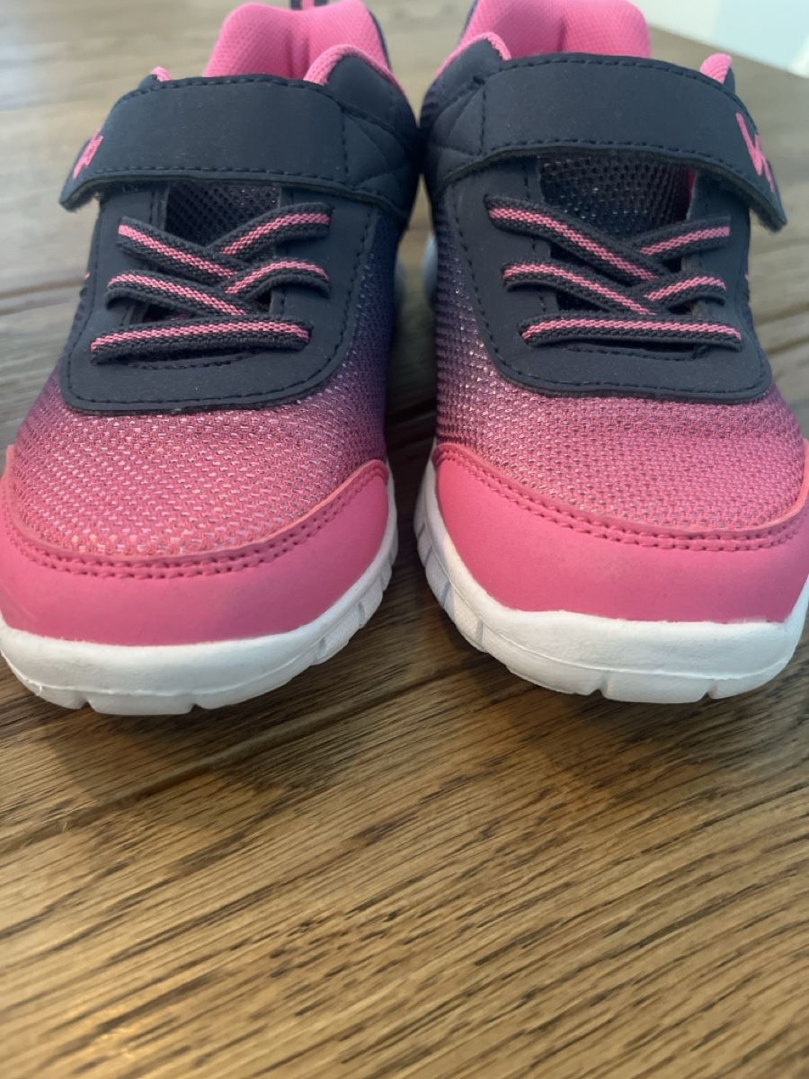 Schuhe für Mädchen: Kinder Turnschuhe Grösse 29  – Neu (gemäss Beschreibung) aus Bassersdorf von Ni0na 4