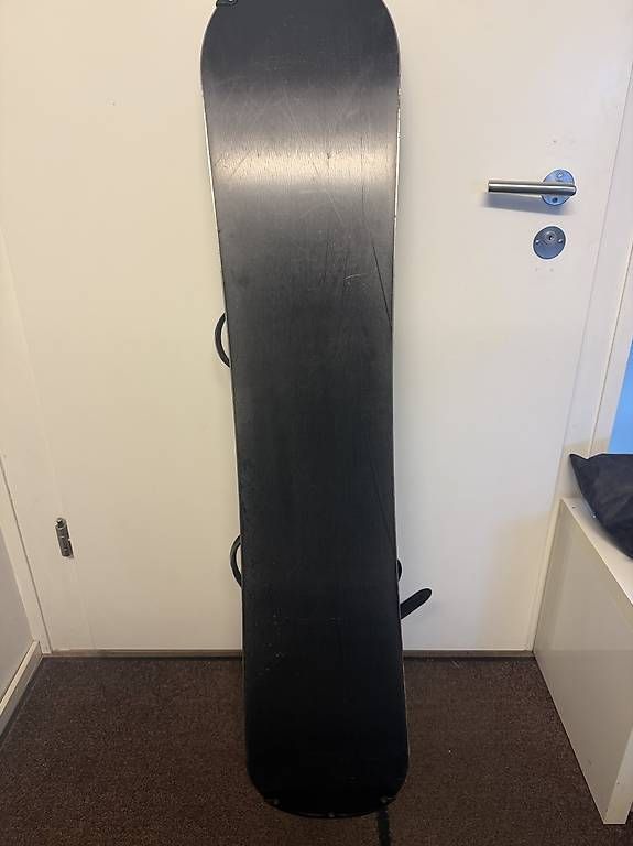 Board: Snowboard 140 cm incl. Bindung – Usato da Walchwil venduto da Bet_qyk9 3