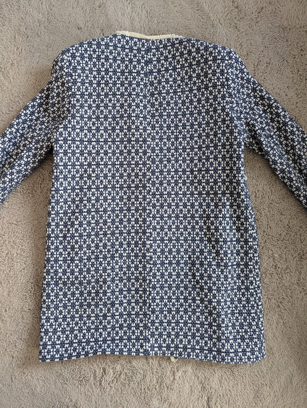 Zara Giacche: veste Zara L – Usato da Montreux venduto da dem_gyt9 4