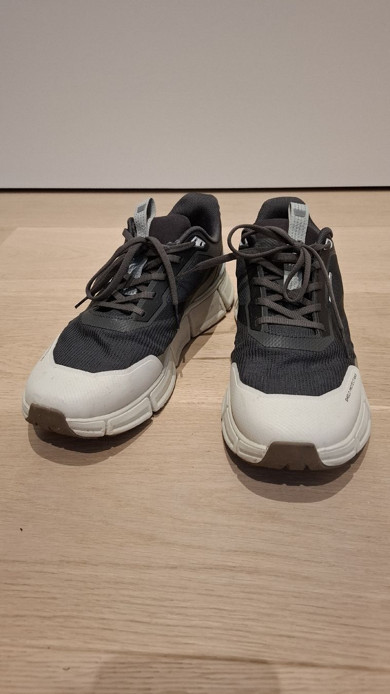 Zara Scarpe da uomo: Zara Man Sneakers, Size 41, great condition – Nuovo (secondo la descrizione) da Zürich venduto da pto_6wfs 2