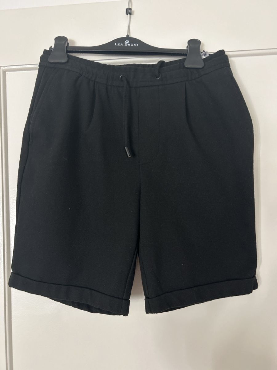 Zara Pantaloni: Bermuda homme Zara - taille M – Usato da Savigny venduto da Althea0202