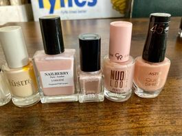 7x Nagellack „lachs / hell“