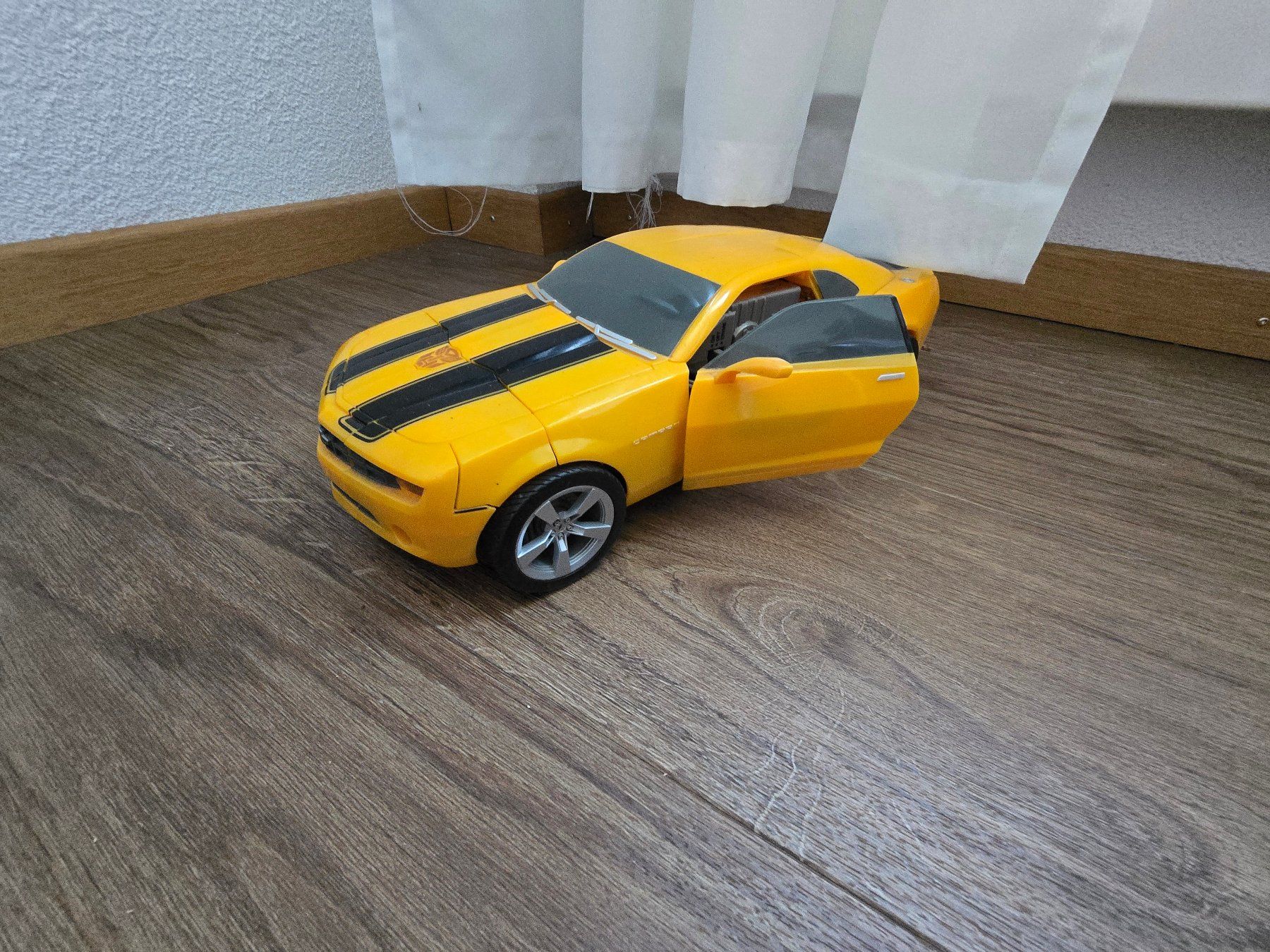 Hasbro Giocattoli: Transformers Chevrolet Camaro Bumblebee – Usato da Egg (Flawil) venduto da cyrillswiss12