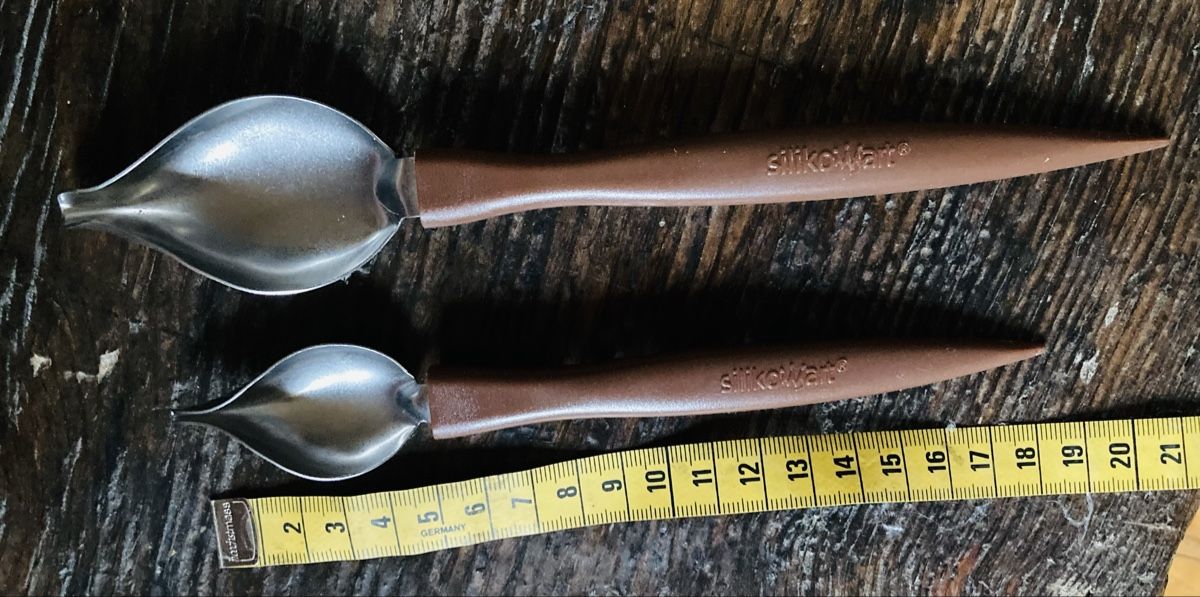 Cucchiai: Lot de 2 cuillères à décorer  – Nuovo e nell'imballaggio originale da Ardon venduto da hel_2sxp 2