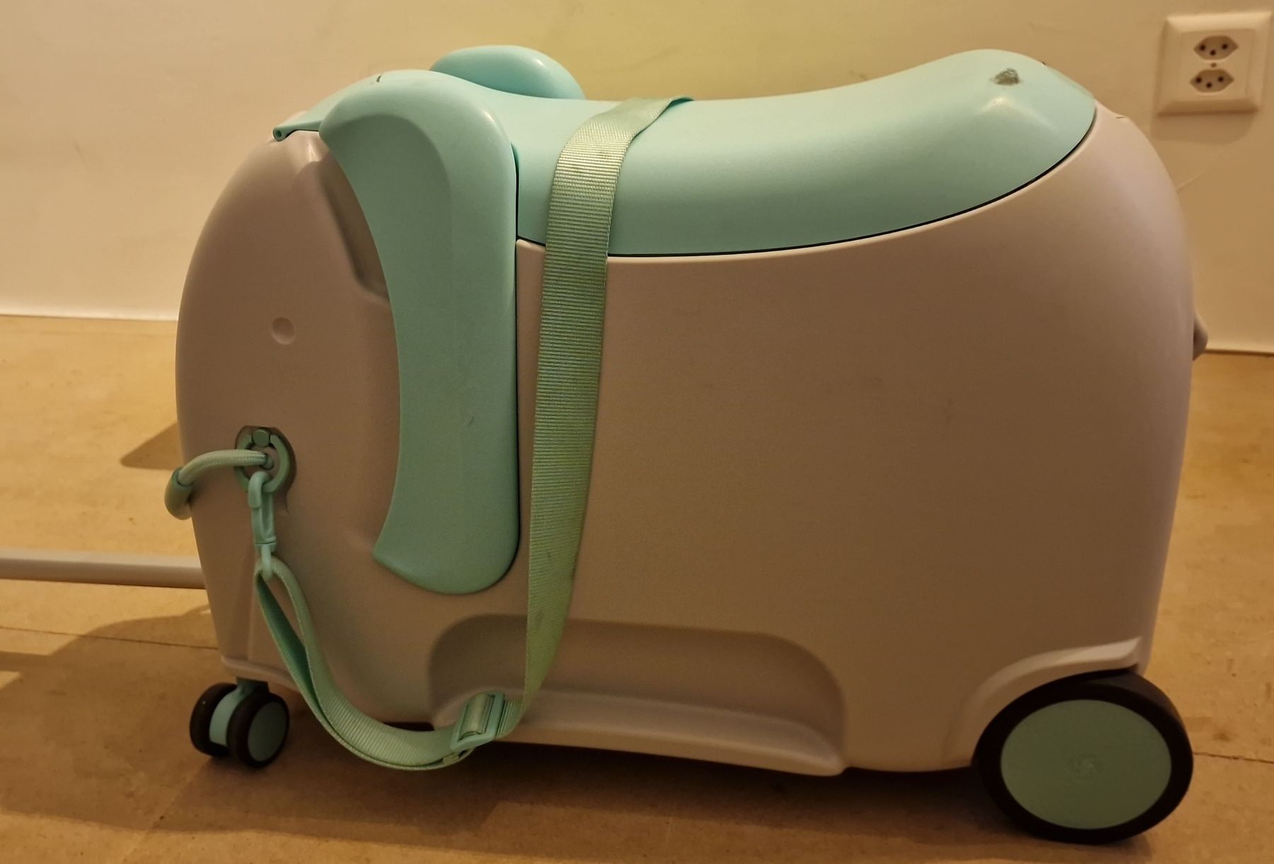 Samsonite Reisekoffer: Samsonite Kinderkoffer - Der perfekte Reisebegleiter!✨ – Gebraucht aus Münsingen von Hippikoch