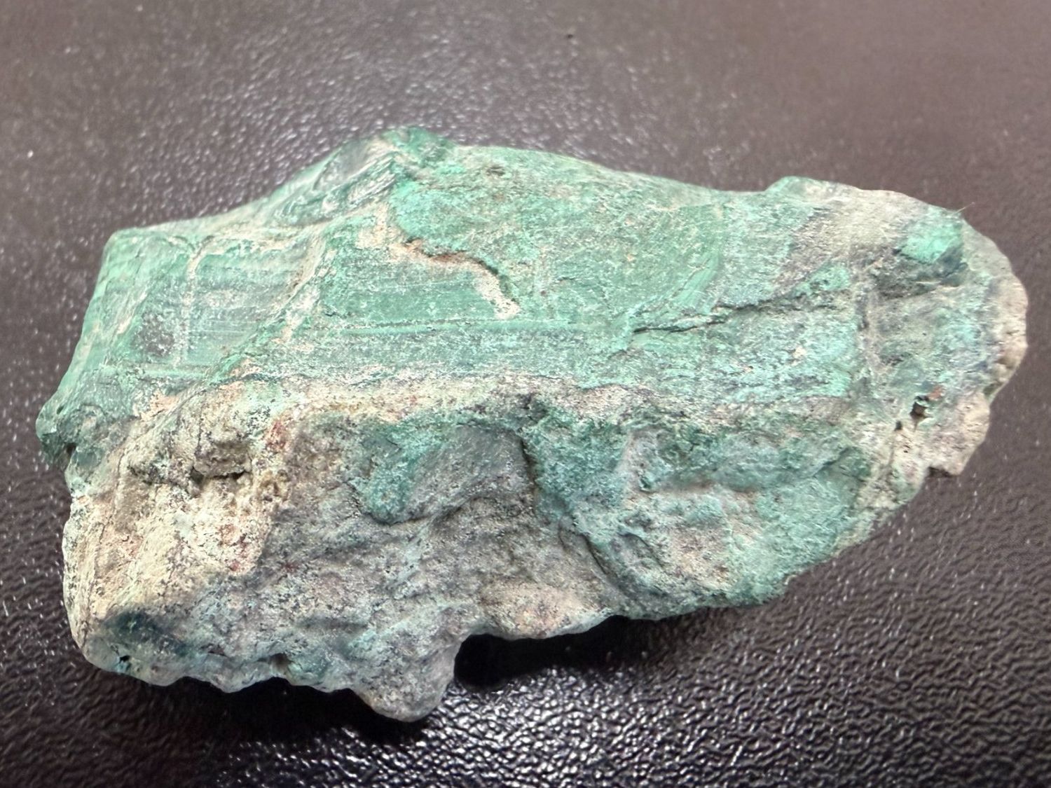 Mineralien & Heilsteine: Malachit, Namibia (3.29) – Neu (gemäss Beschreibung) aus Muri b. Bern von Gemmes 1