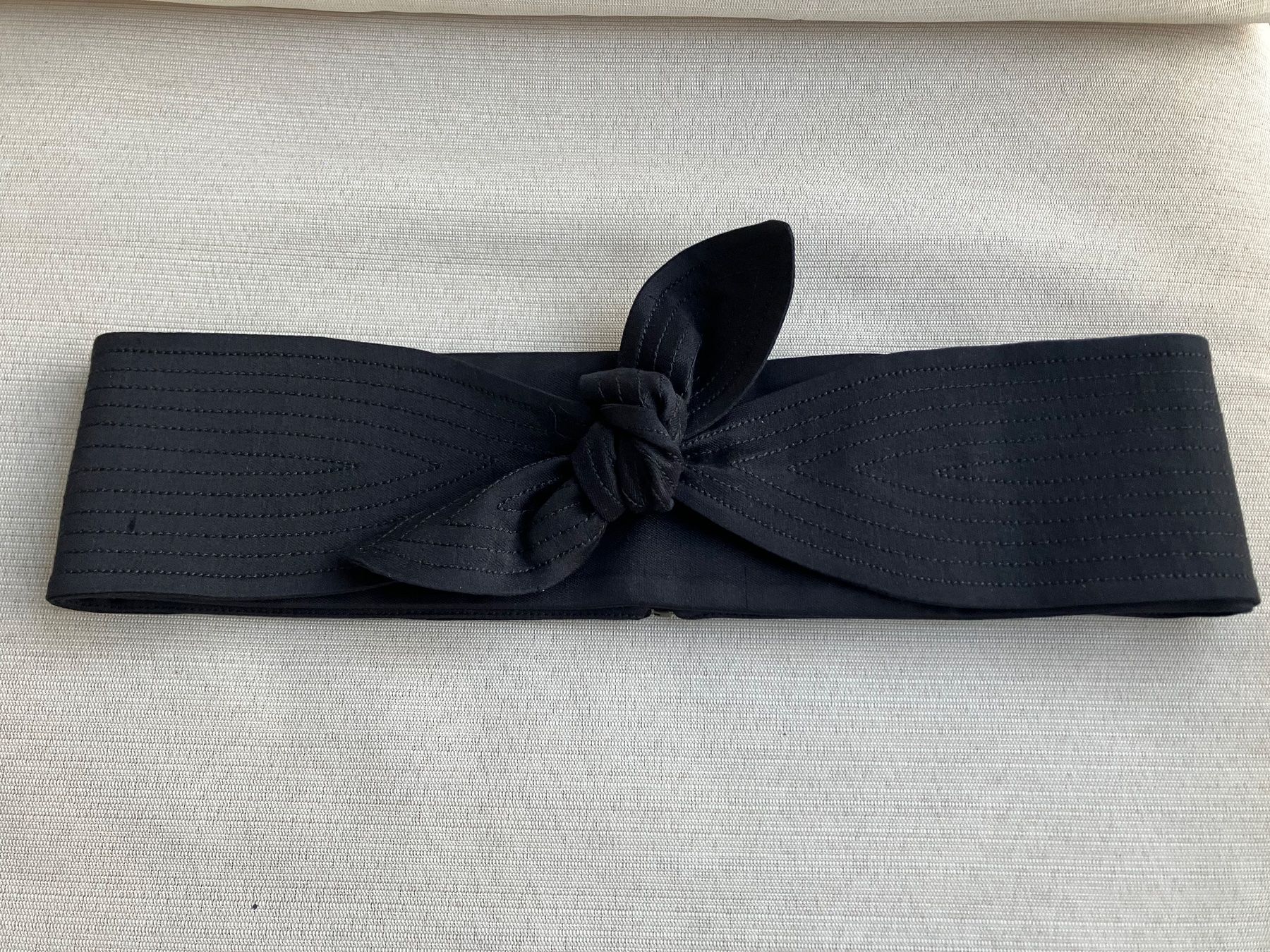 Cinture: Stella McCartney Seidengürtel – Usato da Walchwil venduto da Maxana 1