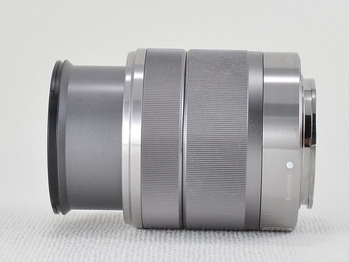 Sony Obiettivi: Sony SEL-1855 Standard Zoom-Objektiv – Usato da Trimbach venduto da ELITA-5 3
