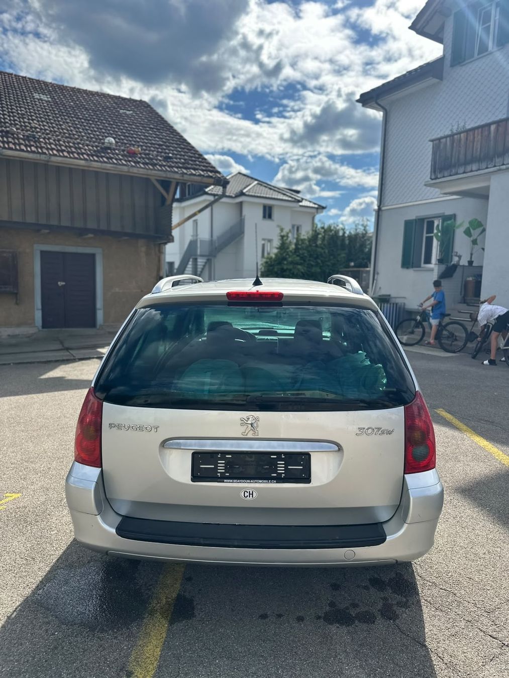 Peugeot Automobili: Peugeot 307 2.0 Hdi – Usato da Rickenbach b. Wil venduto da zer_82qq 6