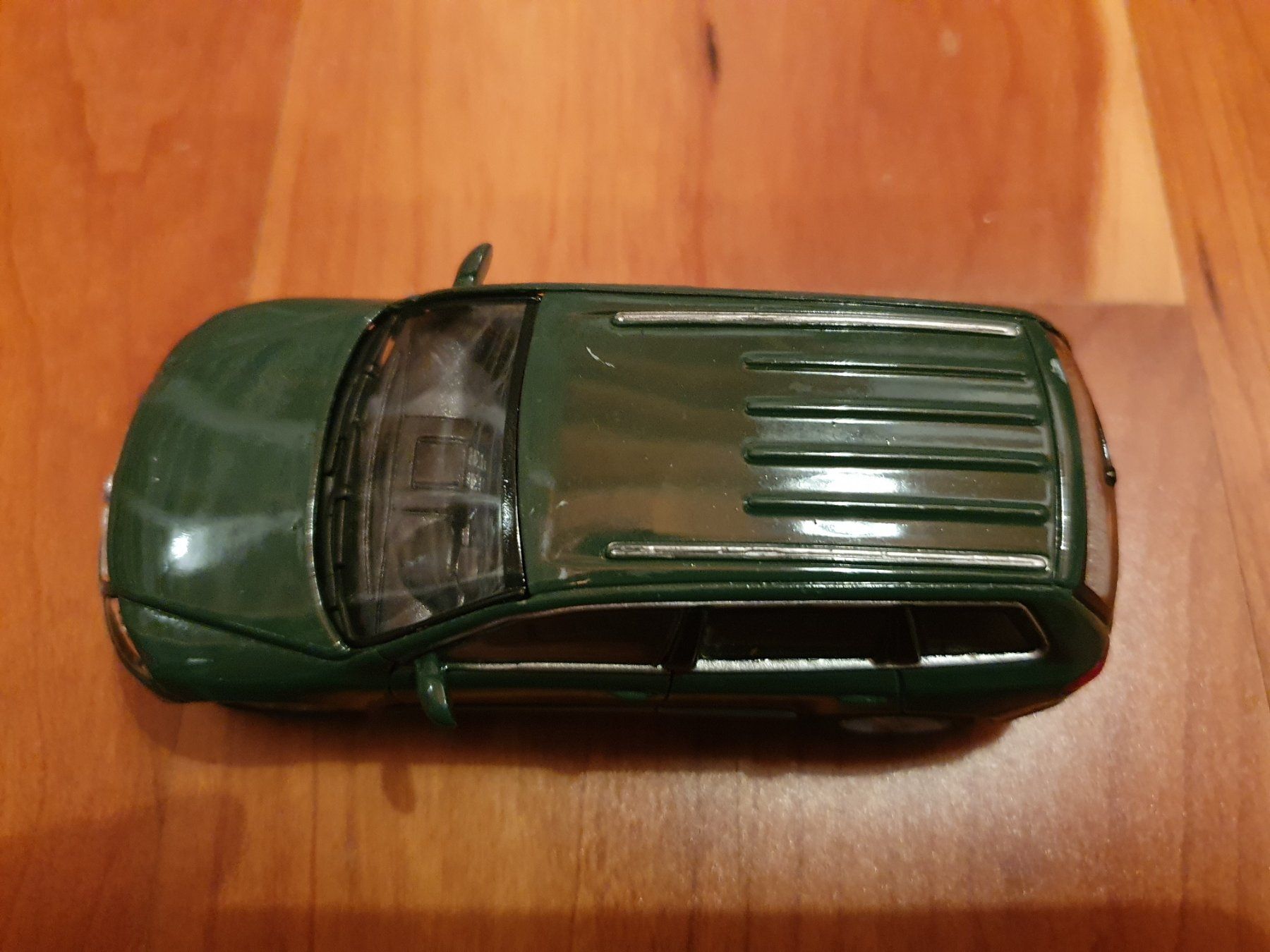 Welly Modellini d'auto: VW Touareg Welly – Usato da Triesen venduto da platzproblem1 5