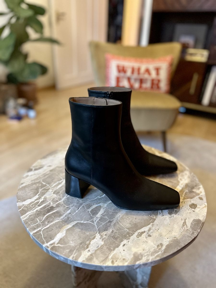 Scarpe da donna: Flattered Stiefeletten CAY Gr. 38 schwarz – Nuovo (secondo la descrizione) da Zürich venduto da TheaVMO