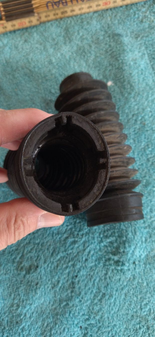 Mofa-Ersatzteile: Töffli Faltenbalg 28 / 40 / 140mm – Gebraucht aus Fahrni b. Thun von Bergers_occasionen 2