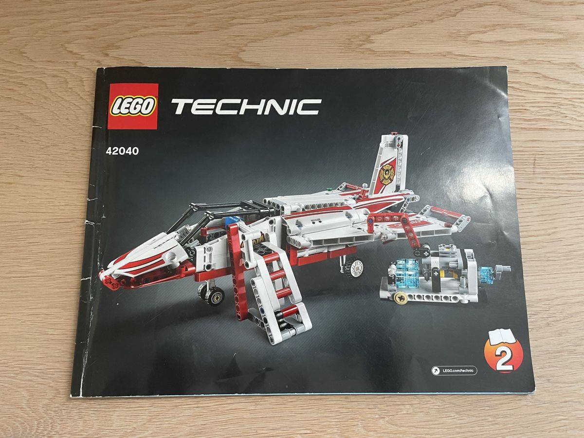 Lego Kit di costruzioni: Lego technic 42040 Löschflugzeug komplett – Usato da Wabern venduto da libera82 4