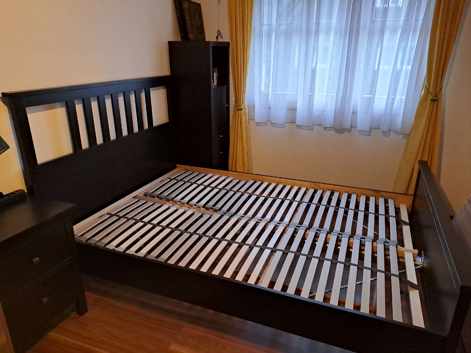 Betten: IKEA Bett schwarz 140 – Gebraucht aus Berneck von Rjana 1