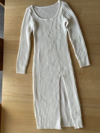 Robe tricotée blanche Shein fendue, taille S, comme neuve