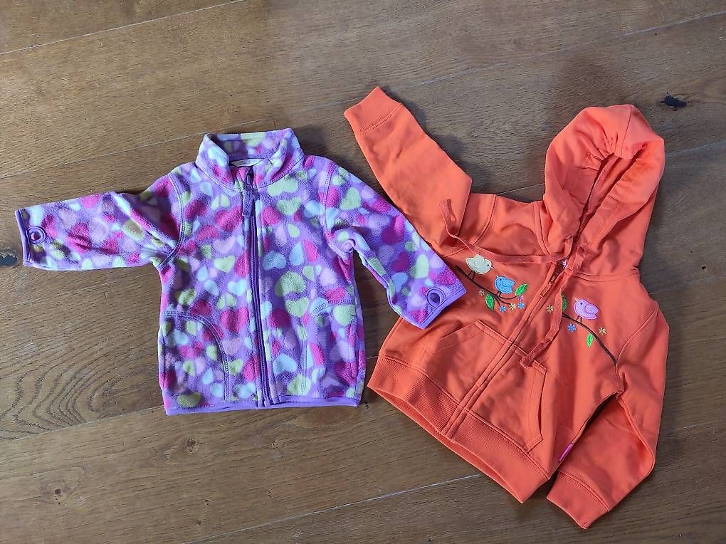 Lotti & Set di vestiti: Mädchenkleider Grösse 74 – Usato da Igis venduto da Ricema 1