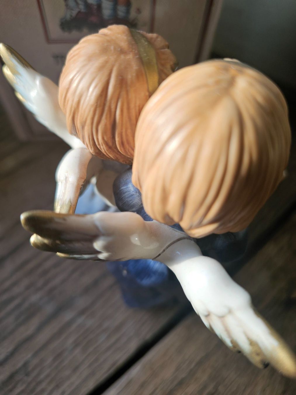 Hummel Statuette: Goebel Hummel Engel Duo mit Buch – Usato da Pfyn venduto da Allround-Stephan 1