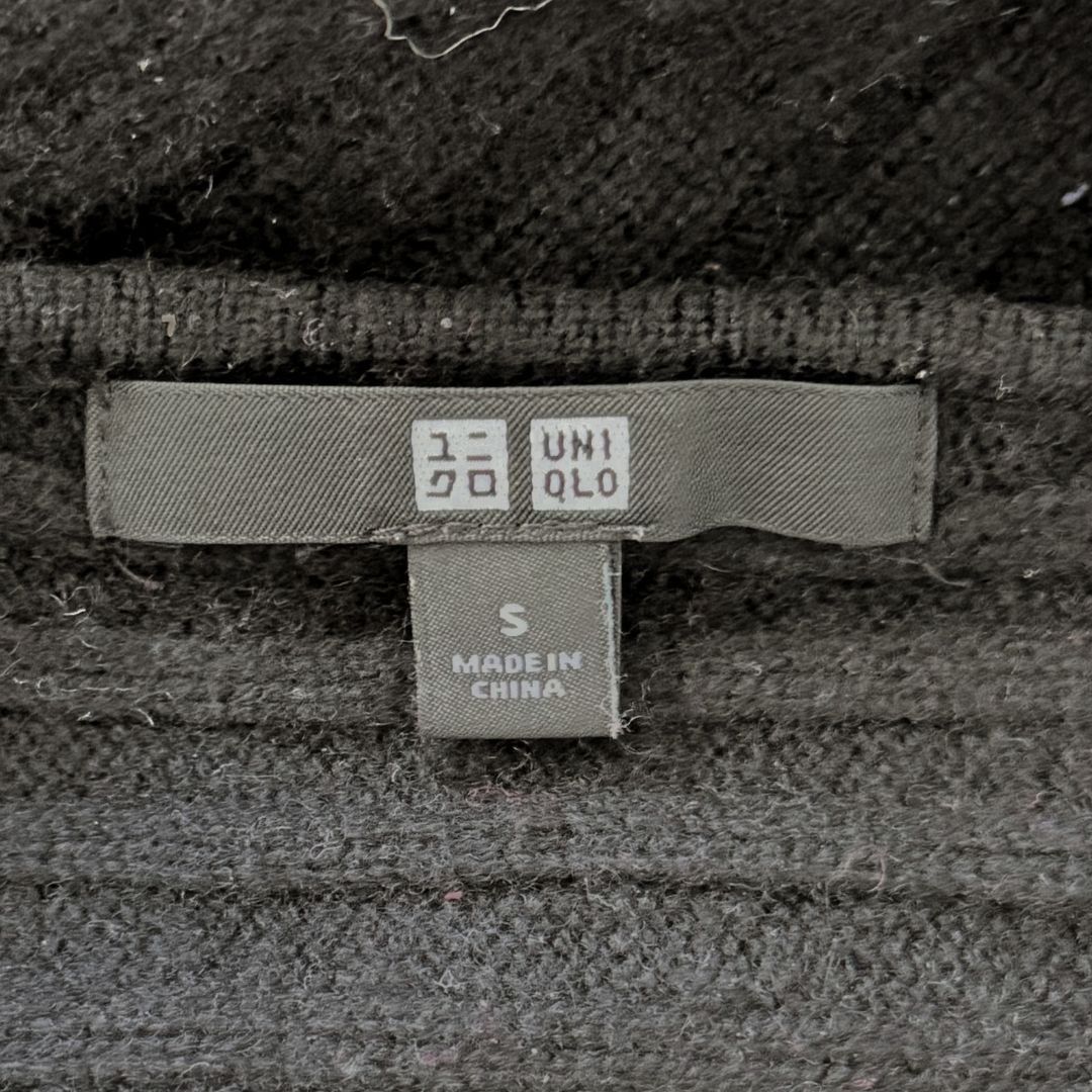 Uniqlo Maglioni & Felpe: UNIQLO Pull Noir - Taille S – Usato da Vevey venduto da secondlifevevey 2