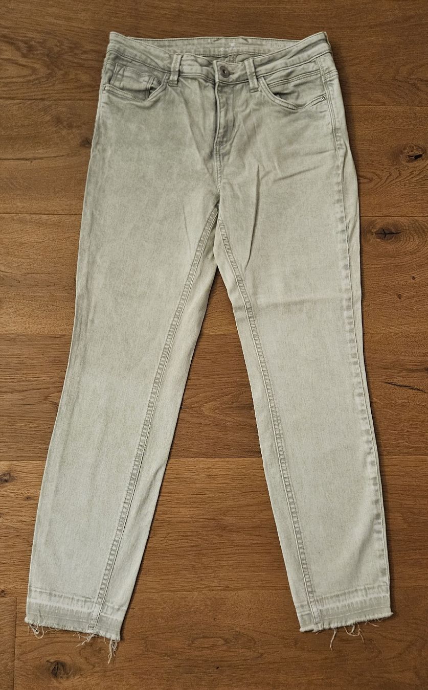 Tom Tailor Jeans: TOM TAILER Alexa Cropped Jeans Gr. 29 – Usato da Thun venduto da Phil691