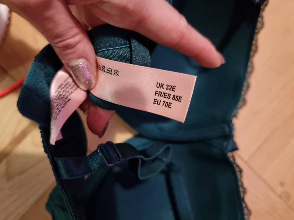 Hunkemöller Altra biancheria intima: Hunkemöller BHs NEU 70E – Nuovo (secondo la descrizione) da St. Gallen venduto da rid_2fs2 3