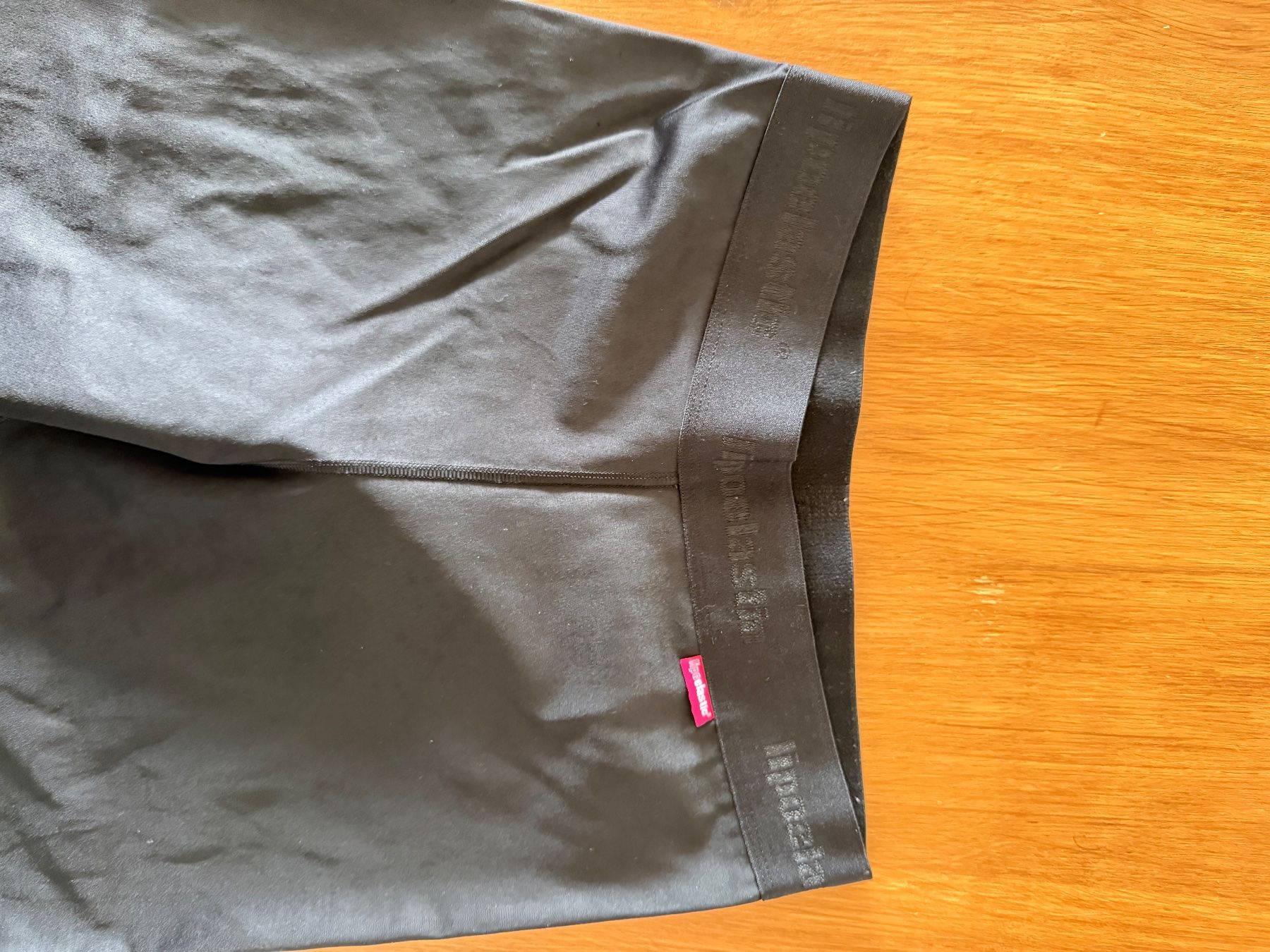 Leggings: Kompressionsleggins Post OP Lipo, Grösse L – Usato da Zürich venduto da JuliaBeuggert