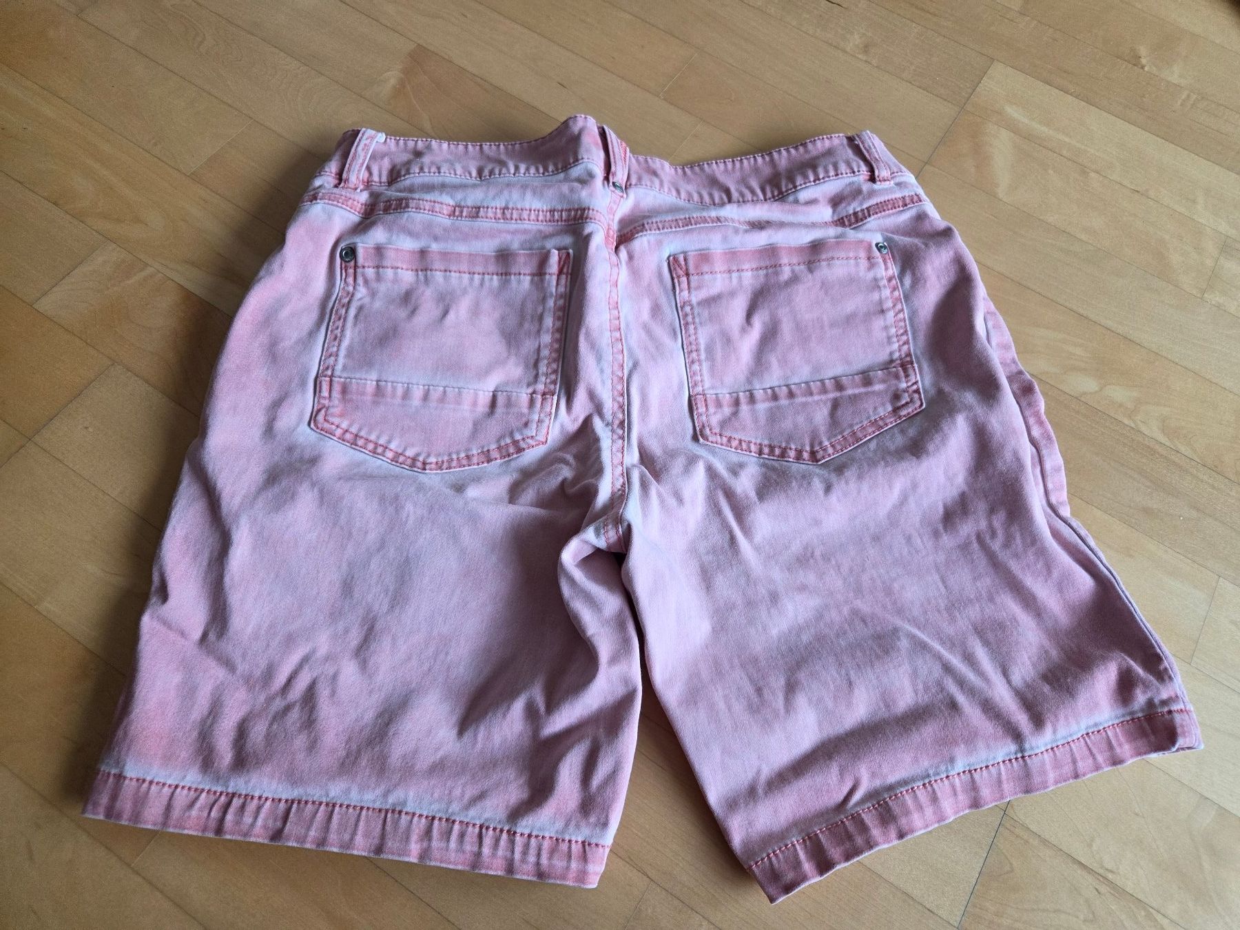 Pantaloni: shorts rosa, Grösse 38 – Usato da Landquart venduto da MariaMagna 1
